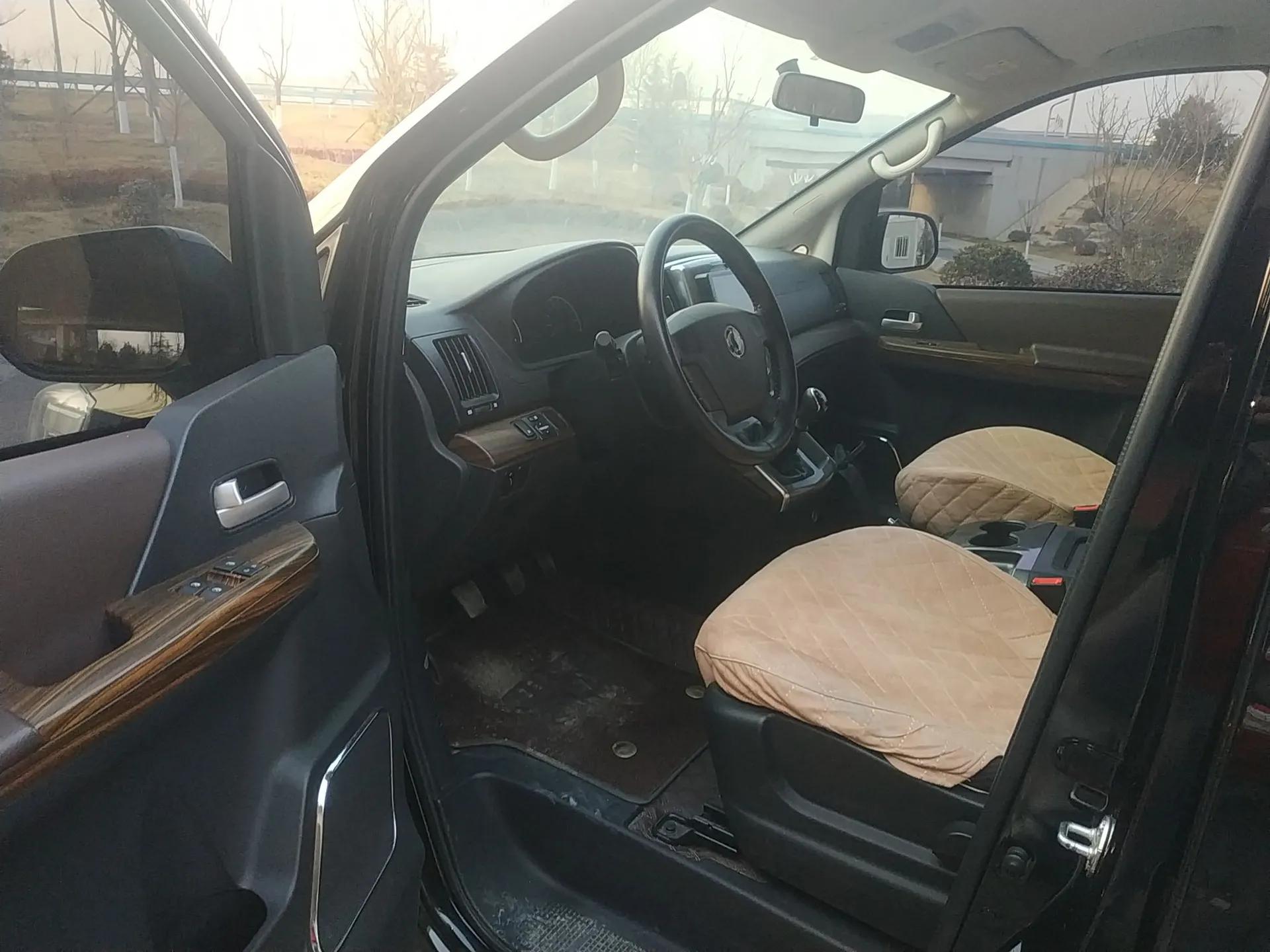 FORTHING Lingzhi PLUS 2021 2.0L Manual Comfort Version 7 Seats — миниатюра 19