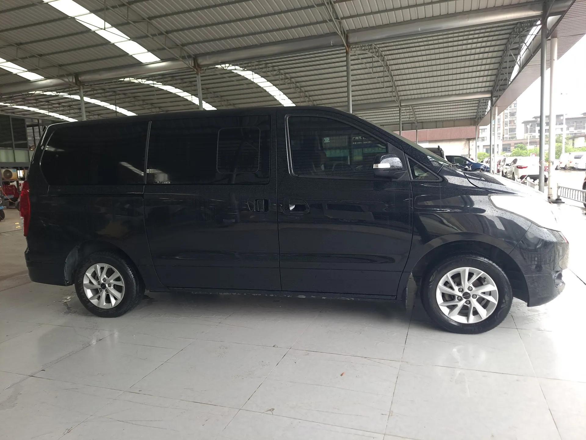 FORTHING Lingzhi PLUS 2021 2.0L Manual Luxury 7-Seater — миниатюра 3