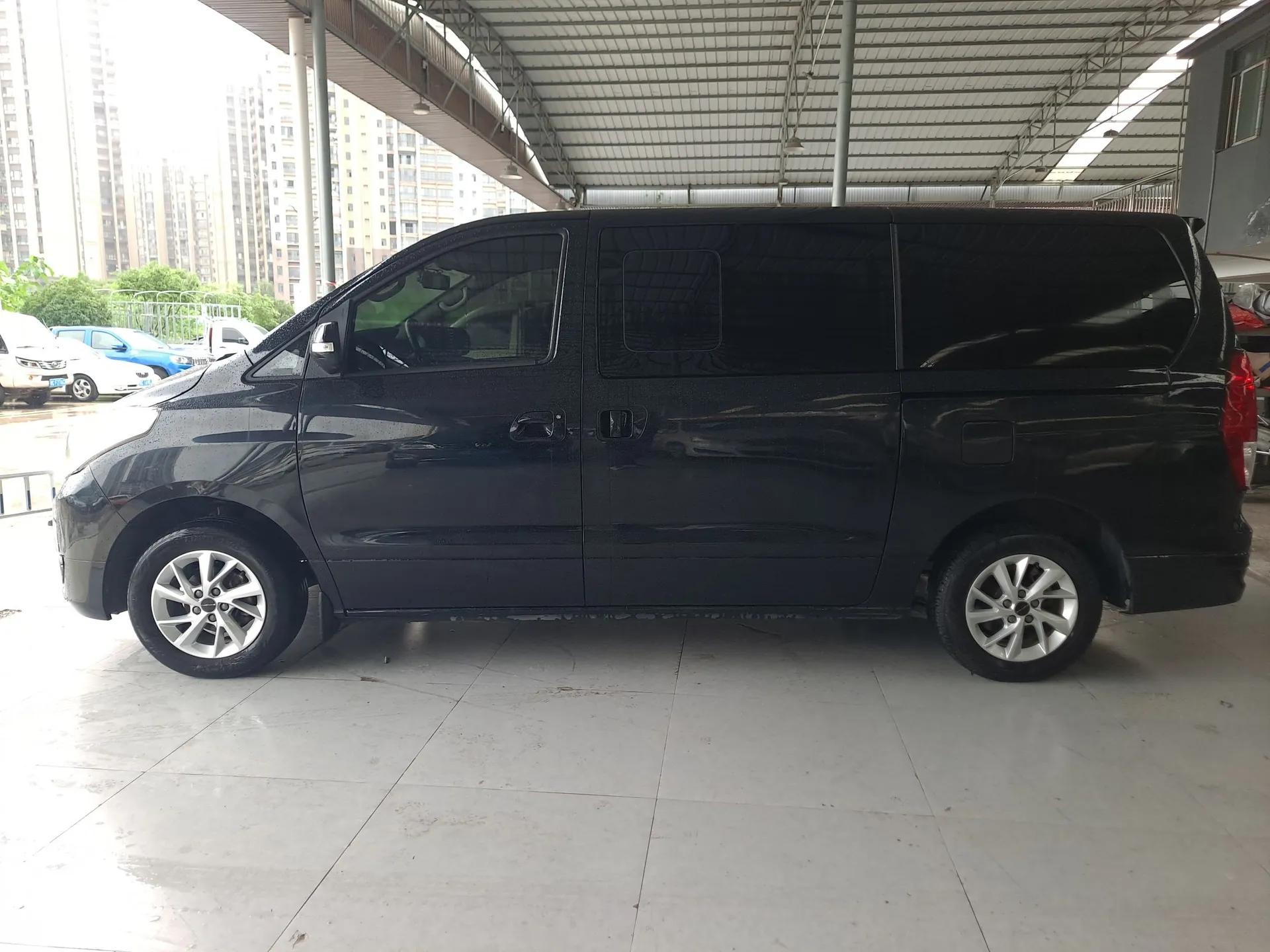 FORTHING Lingzhi PLUS 2021 2.0L Manual Luxury 7-Seater — миниатюра 6