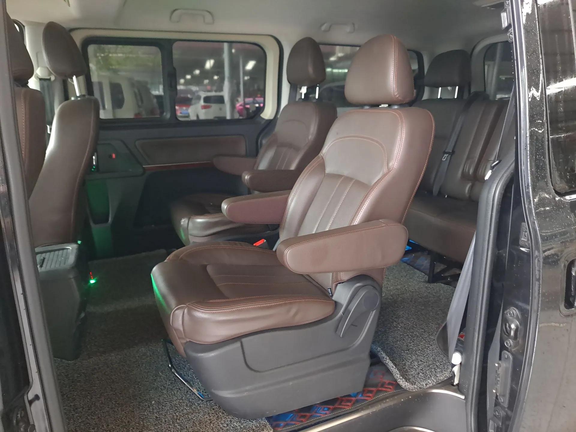 FORTHING Lingzhi PLUS 2021 2.0L Manual Luxury 7-Seater — миниатюра 10