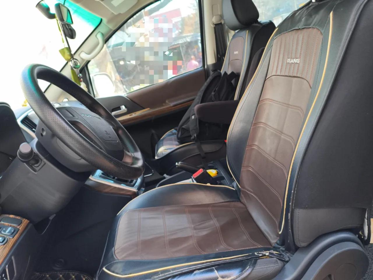 FORTHING Lingzhi PLUS 2021 2.0L Manual Comfort Version 7 Seats — миниатюра 16
