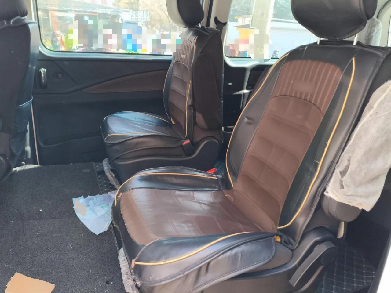 FORTHING Lingzhi PLUS 2021 2.0L Manual Comfort Version 7 Seats — миниатюра 18