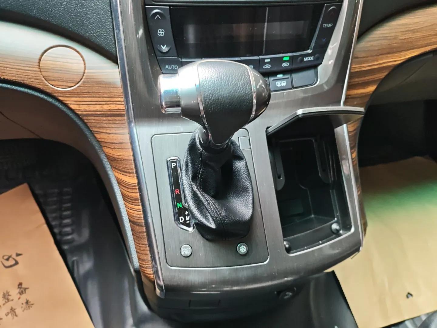 FORTHING CM7 2018 Classic Edition 2.0T Automatic Luxury Model — миниатюра 17