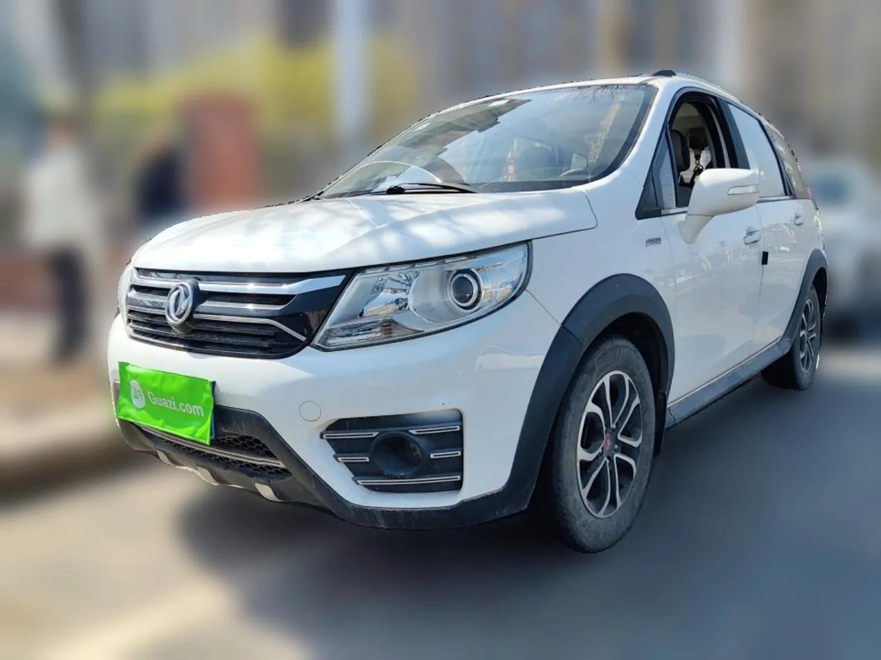 FORTHING Joyear XV 2016 1.6L CVT Luxury Model — миниатюра 1