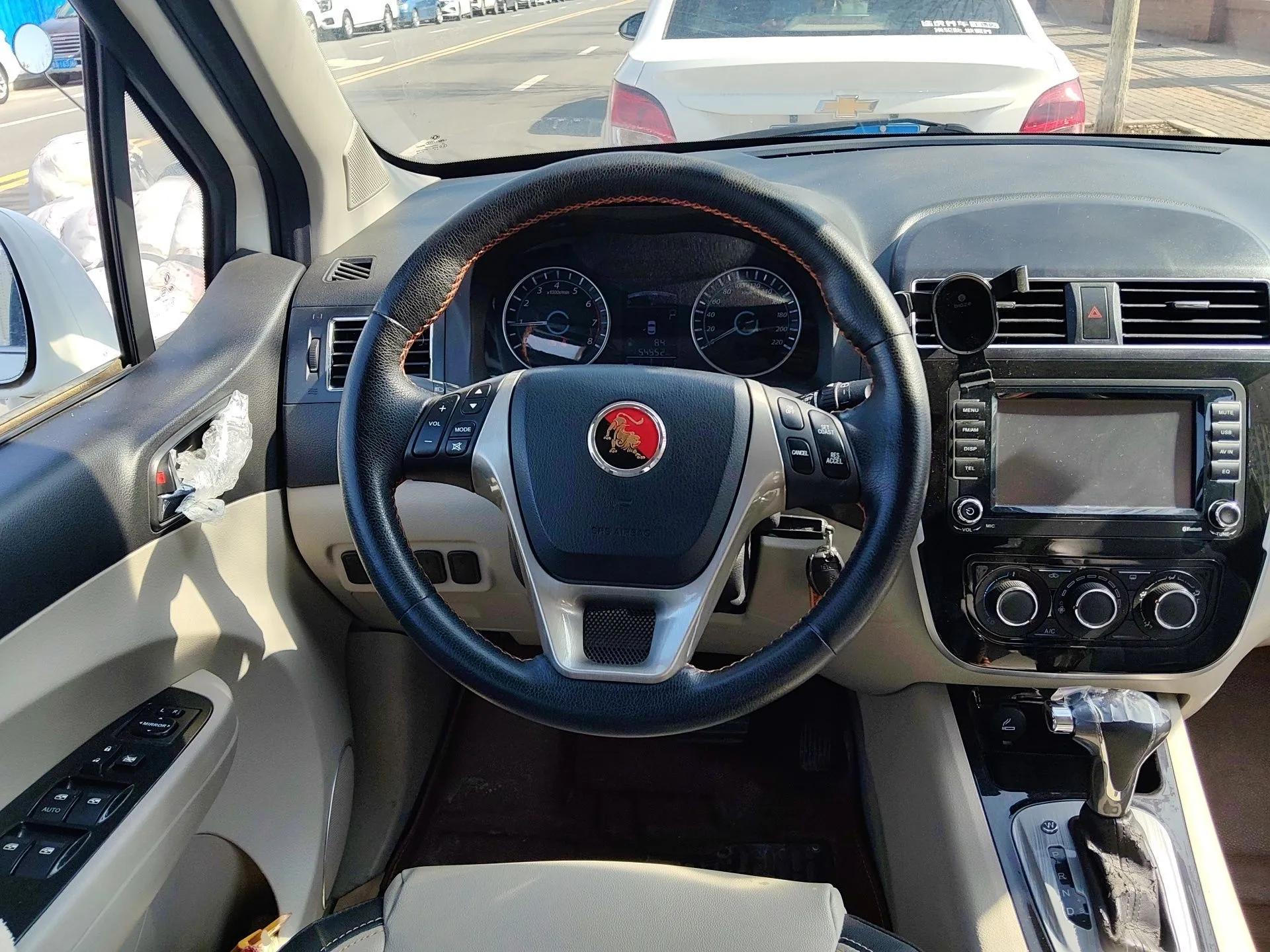 FORTHING Joyear XV 2016 1.6L CVT Luxury Model — миниатюра 11