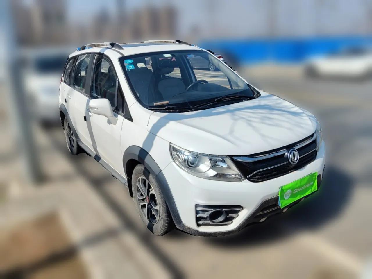 FORTHING Joyear XV 2016 1.6L CVT Luxury Model — миниатюра 3