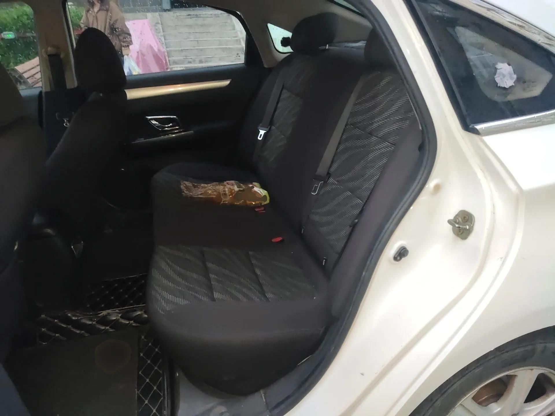 FORTHING Joyear S50 2014 1.5L Manual Luxury Model — миниатюра 18