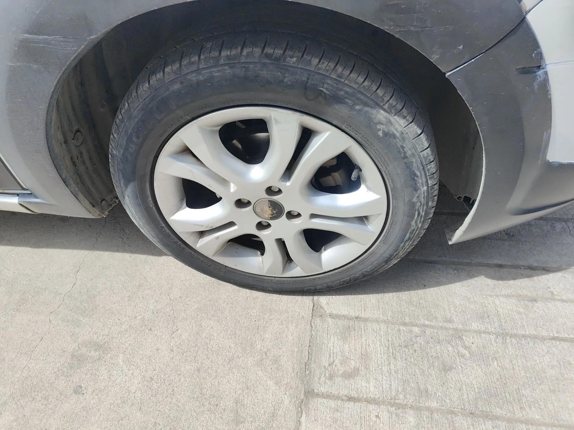 FORTHING Joyear 2014 LV Facelift 1.5L AMT Luxury Model — миниатюра 8