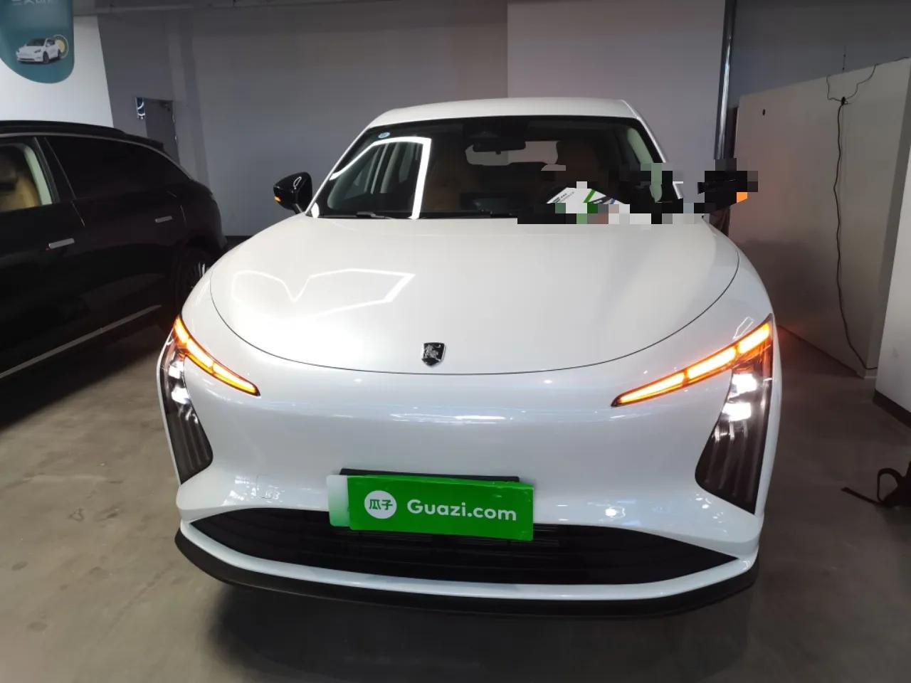 FORTHING Xinghai T5 2026 Model 530km Prestige Edition — миниатюра 2