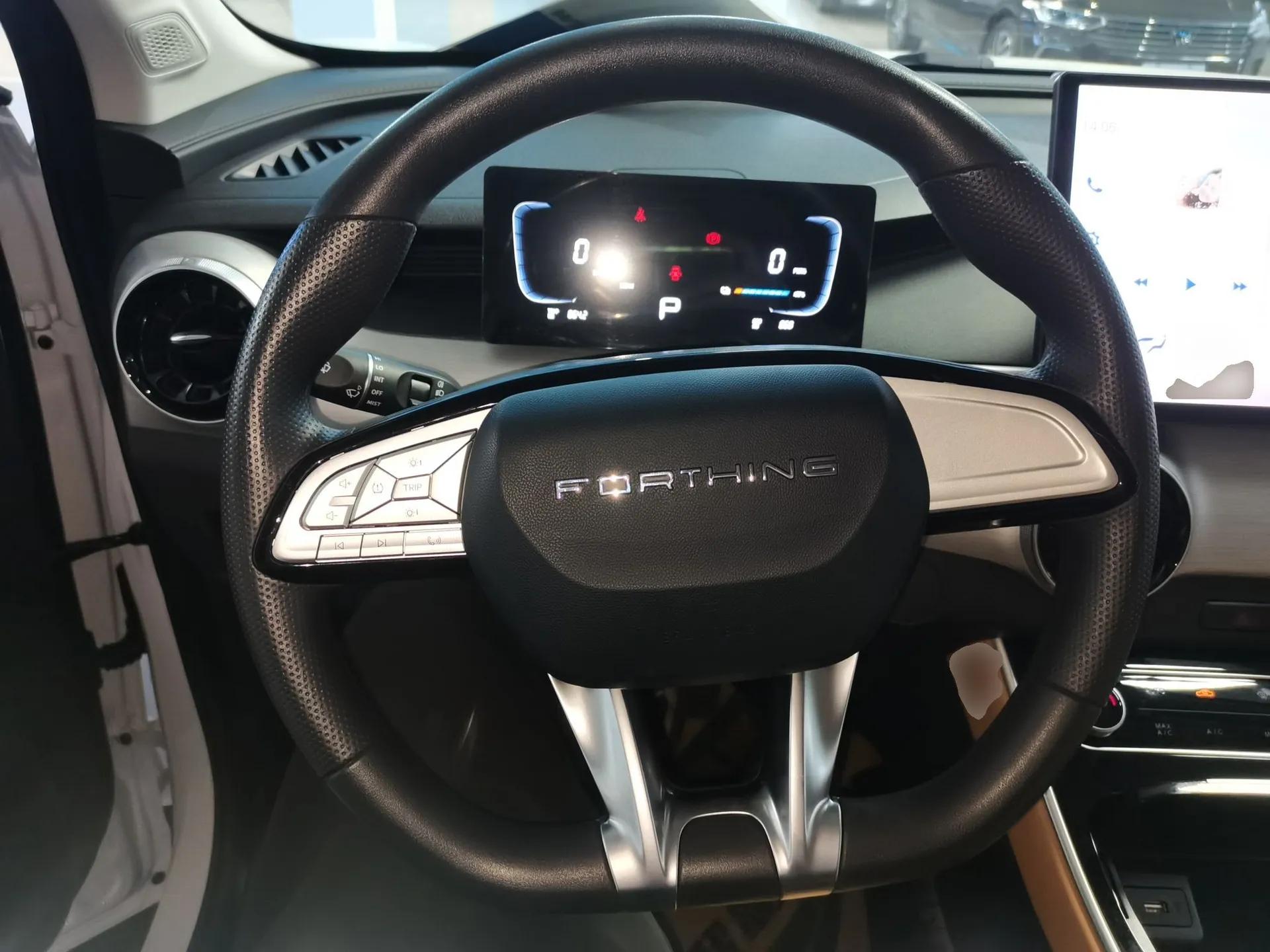 FORTHING Xinghai T5 2026 Model 530km Prestige Edition — миниатюра 14