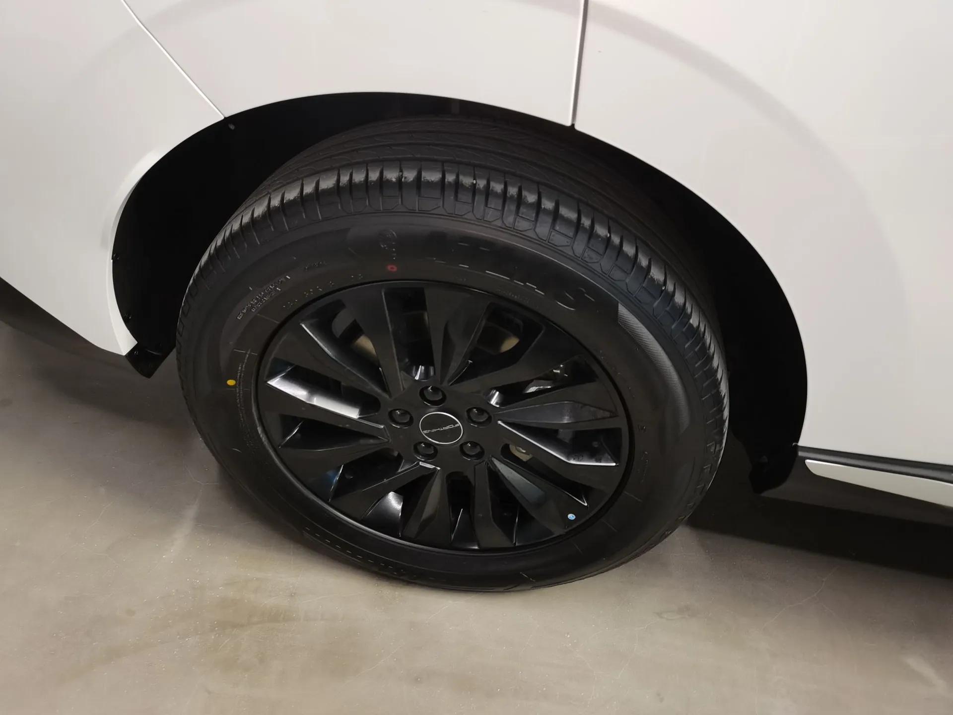 FORTHING Xinghai T5 2026 Model 530km Prestige Edition — миниатюра 10