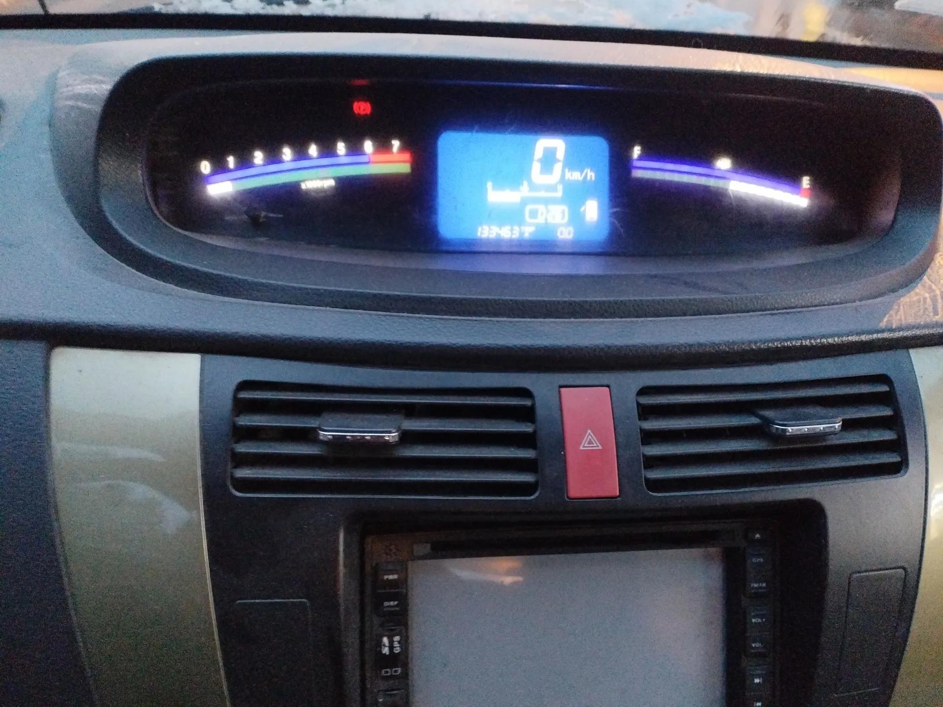 FORTHING Joyear SUV 2012 1.6L Luxury Model — миниатюра 12