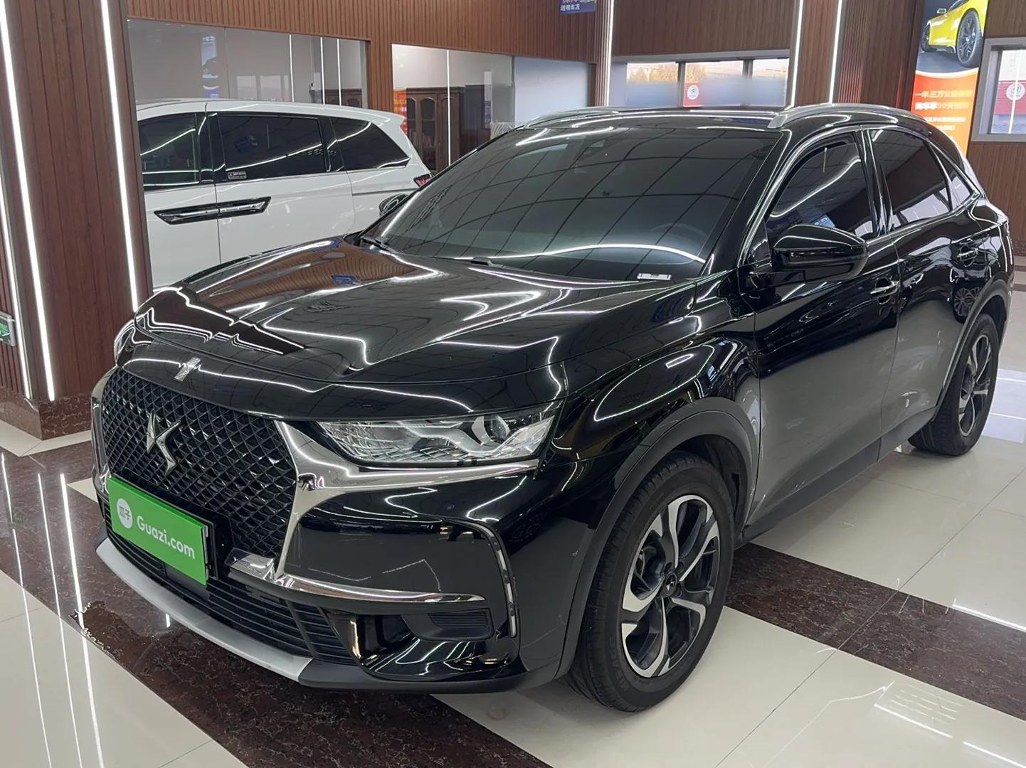 DS 7 2018 35THP Bastille Edition — миниатюра 1
