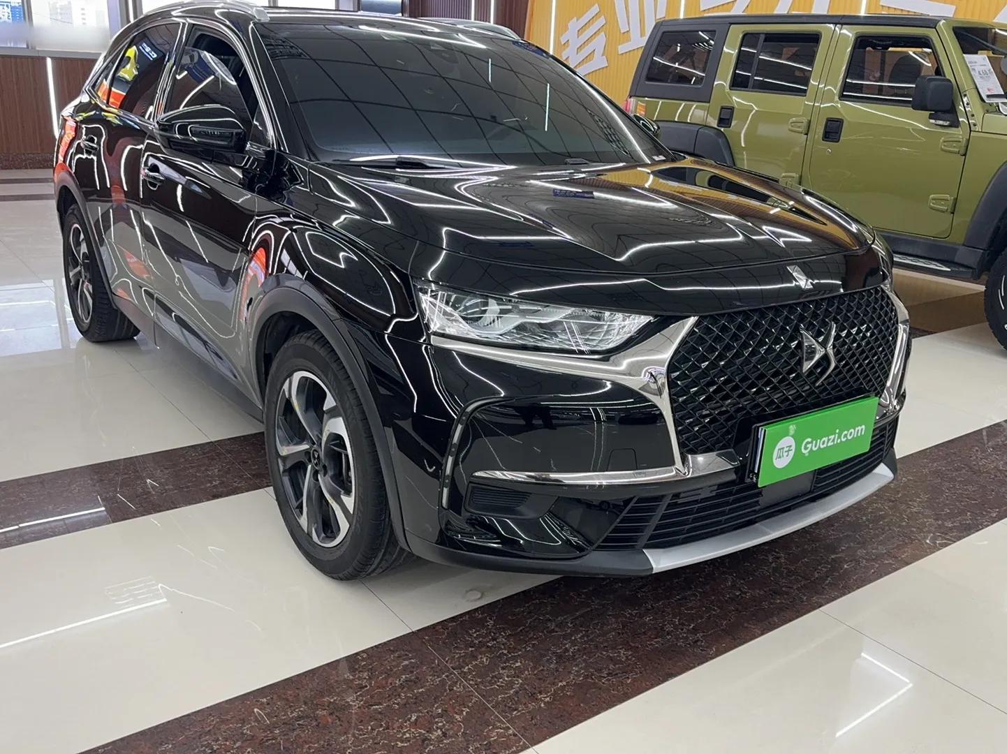 DS 7 2018 35THP Bastille Edition — миниатюра 3