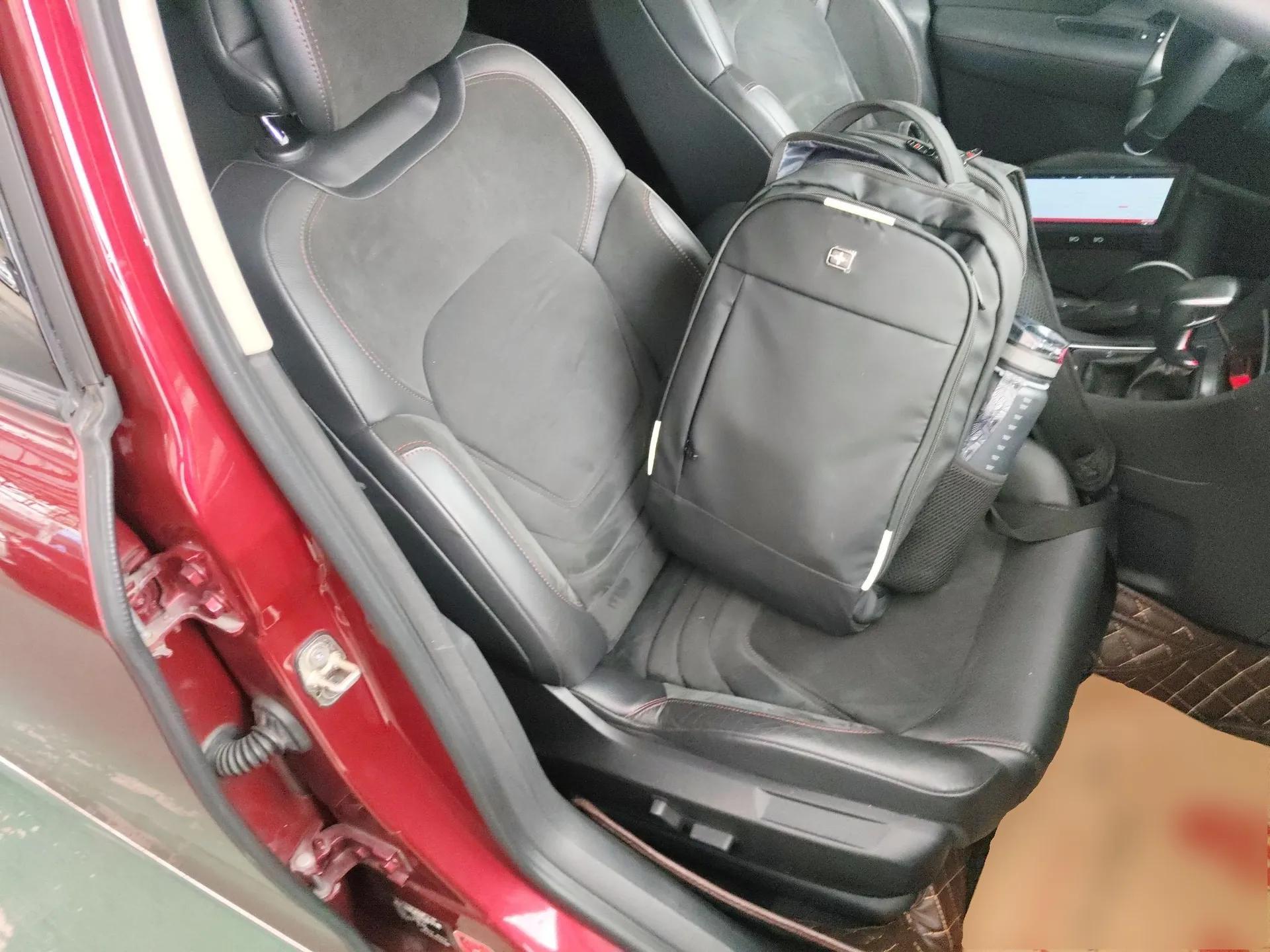 DS 4S 2016 1.6T Automatic Smart Enjoyment Tech Edition THP160 — миниатюра 23