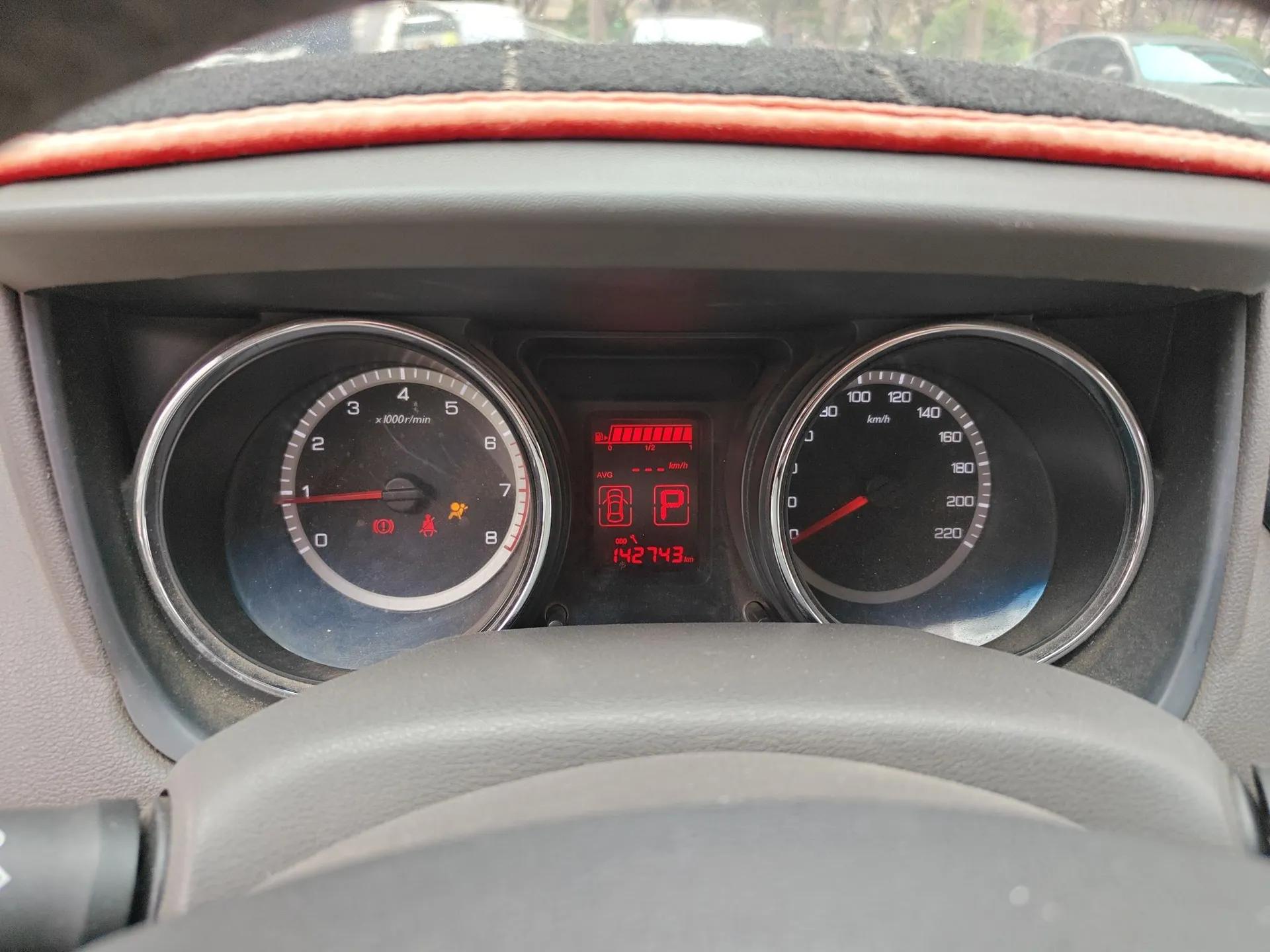 Dongfeng Aeolus A60 2012 2.0L CVT Tech Edition — миниатюра 12