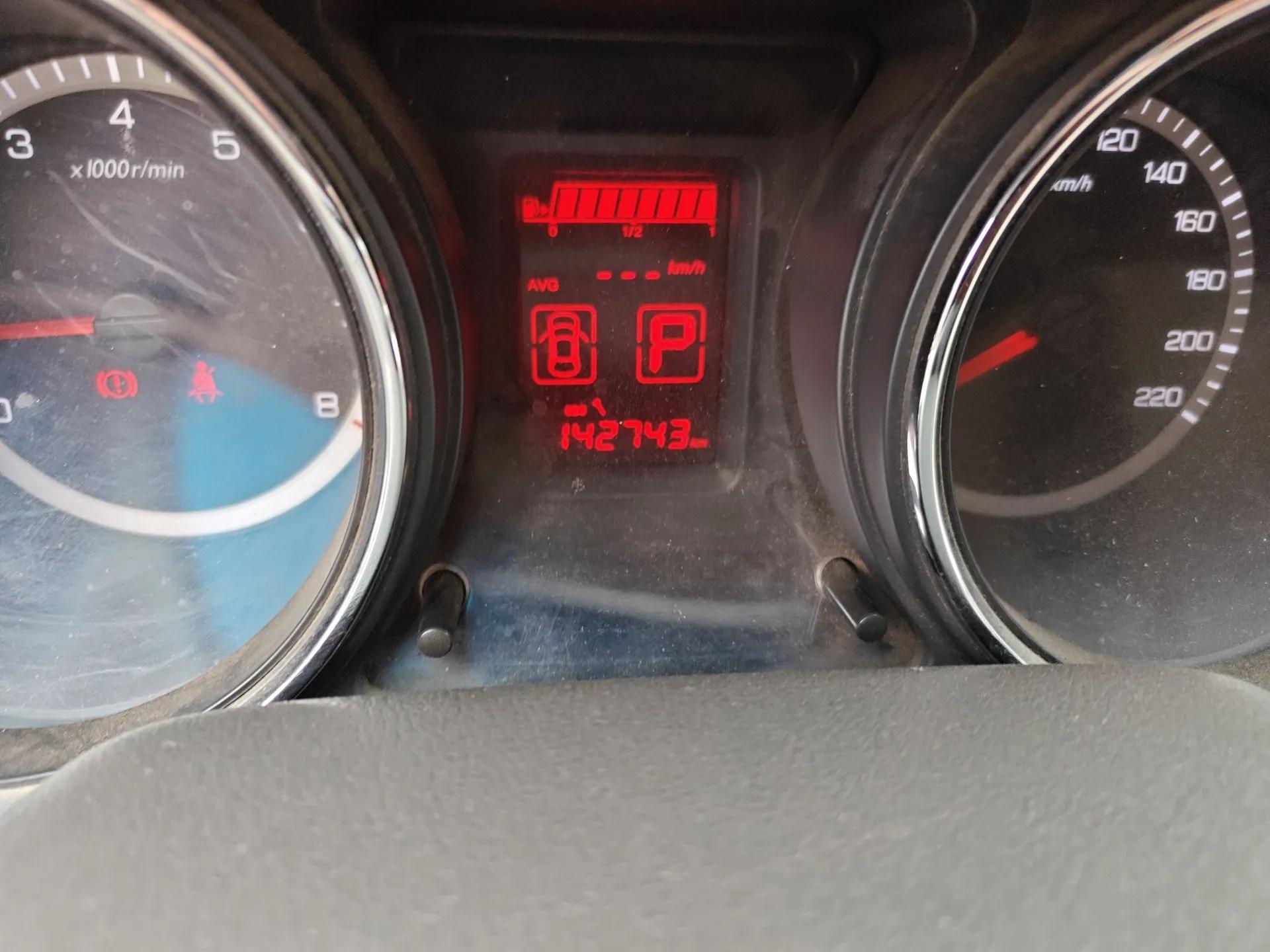 Dongfeng Aeolus A60 2012 2.0L CVT Tech Edition — миниатюра 13