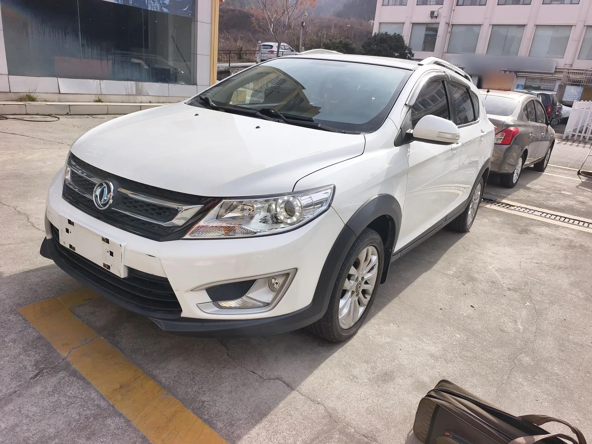 Dongfeng Aeolus AX3 2016 1.5L Automatic Shangkue Model — миниатюра 1