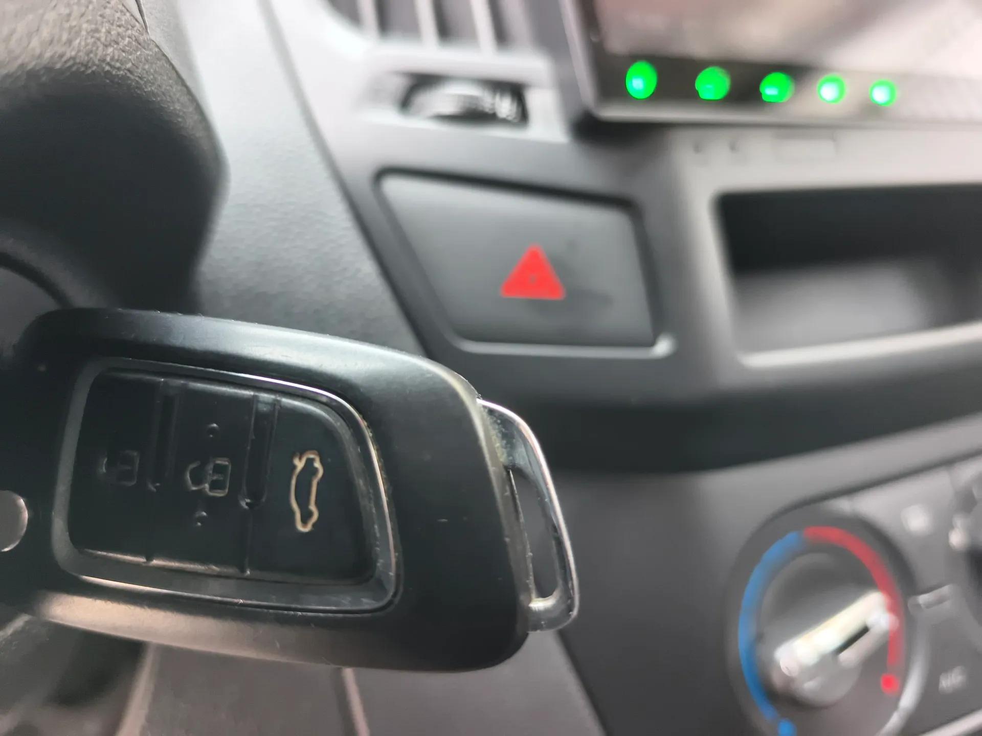 Dongfeng Aeolus AX3 2016 1.5L Automatic Shangkue Model — миниатюра 12