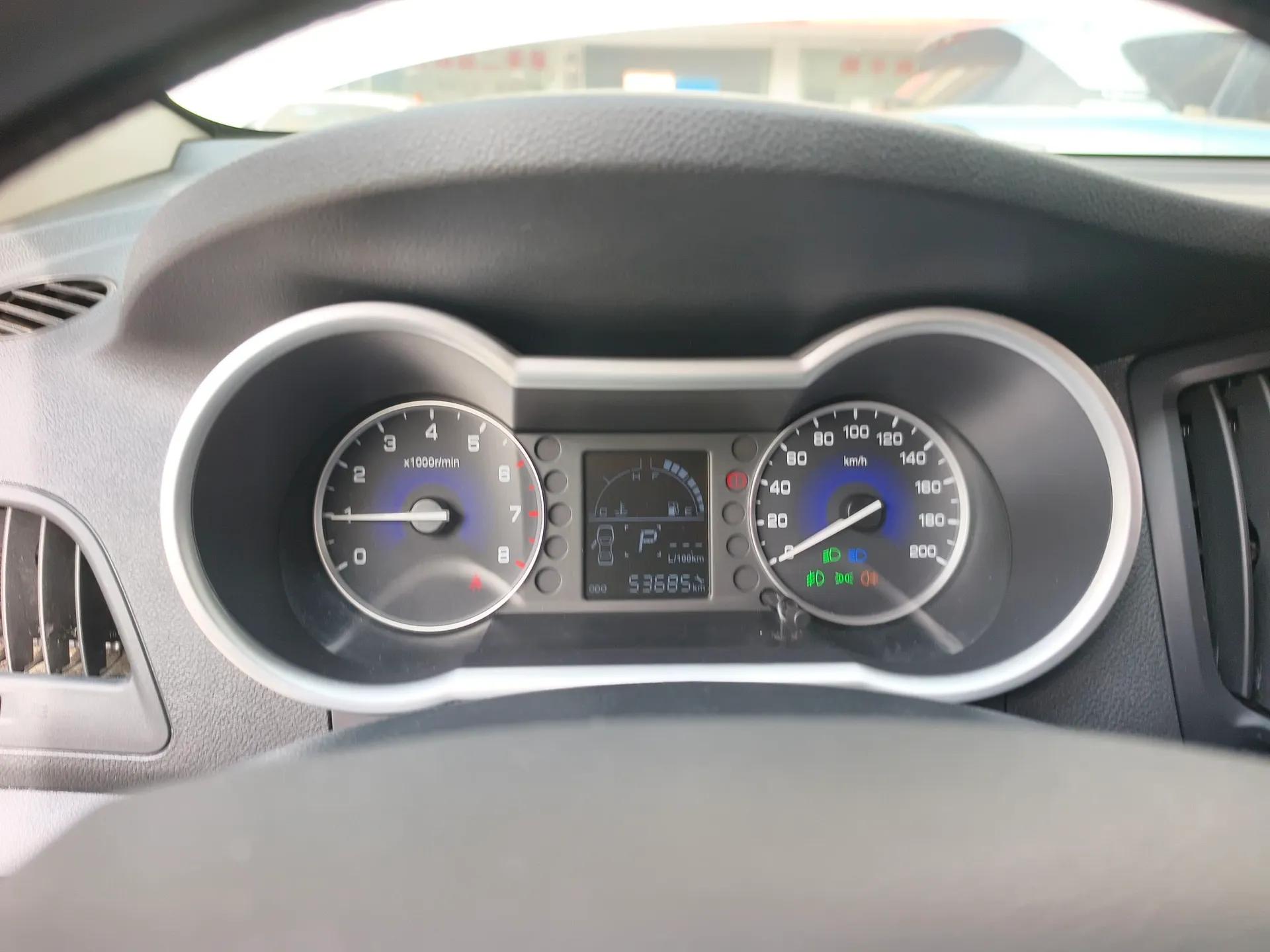 Dongfeng Aeolus AX3 2016 1.5L Automatic Shangkue Model — миниатюра 15