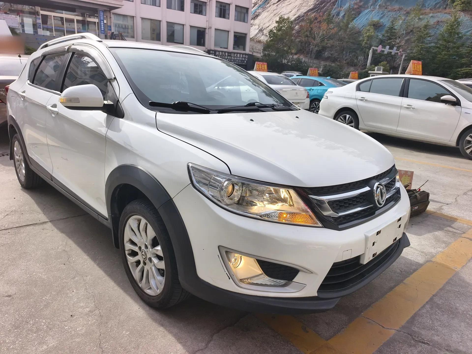 Dongfeng Aeolus AX3 2016 1.5L Automatic Shangkue Model — миниатюра 3