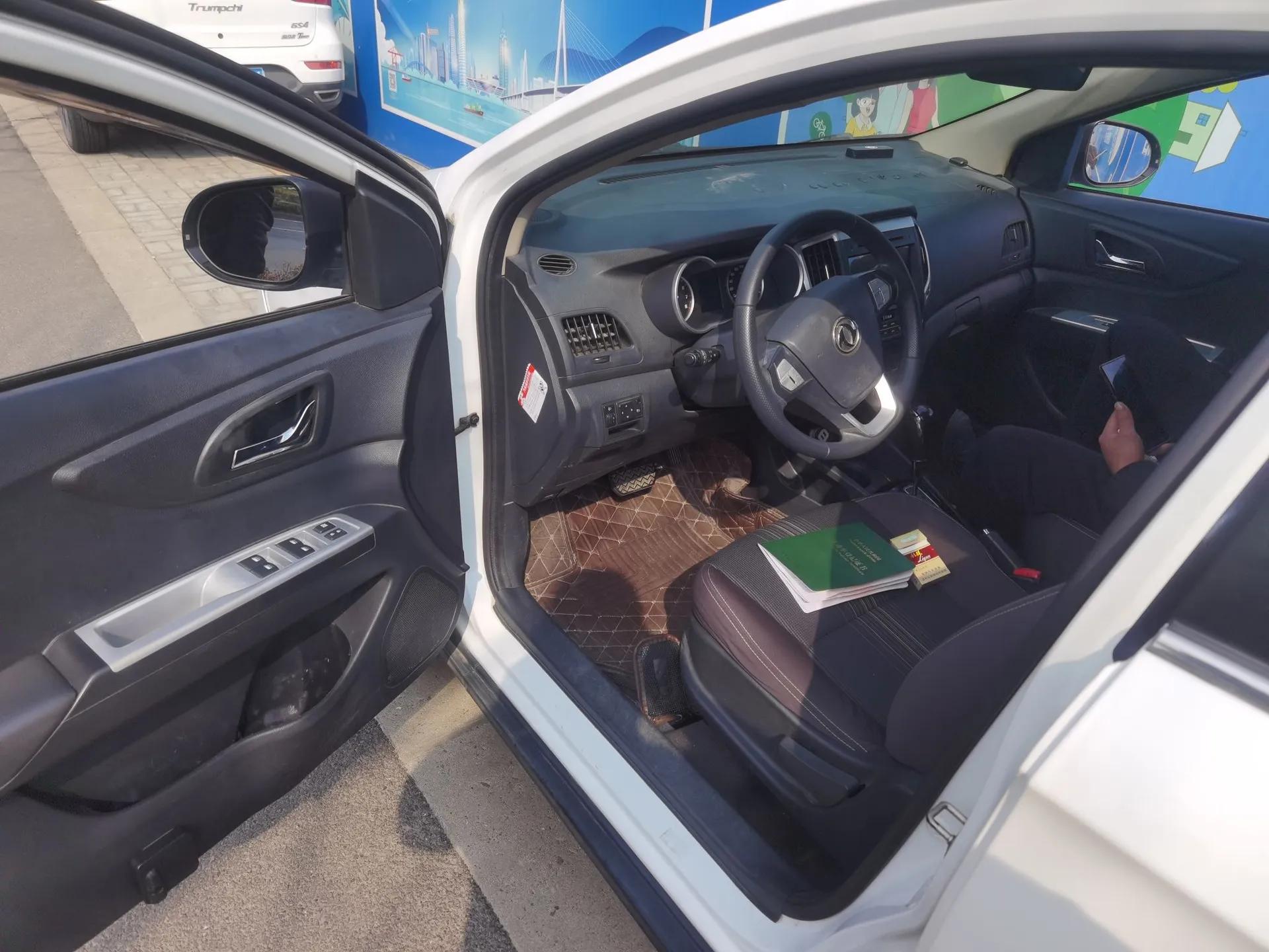 Dongfeng Aeolus AX3 2016 1.5L Automatic Shangkue Model — миниатюра 17