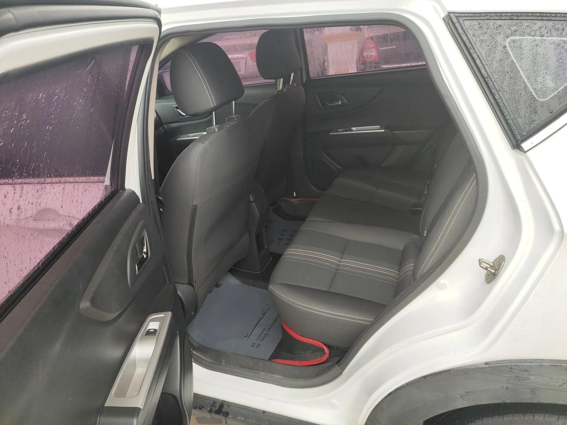 Dongfeng Aeolus AX3 2016 1.5L Automatic Shangkue Model — миниатюра 20