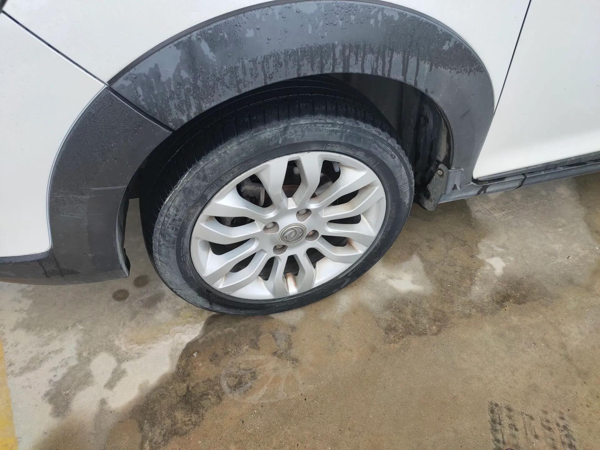Dongfeng Aeolus AX3 2016 1.5L Automatic Shangkue Model — миниатюра 8