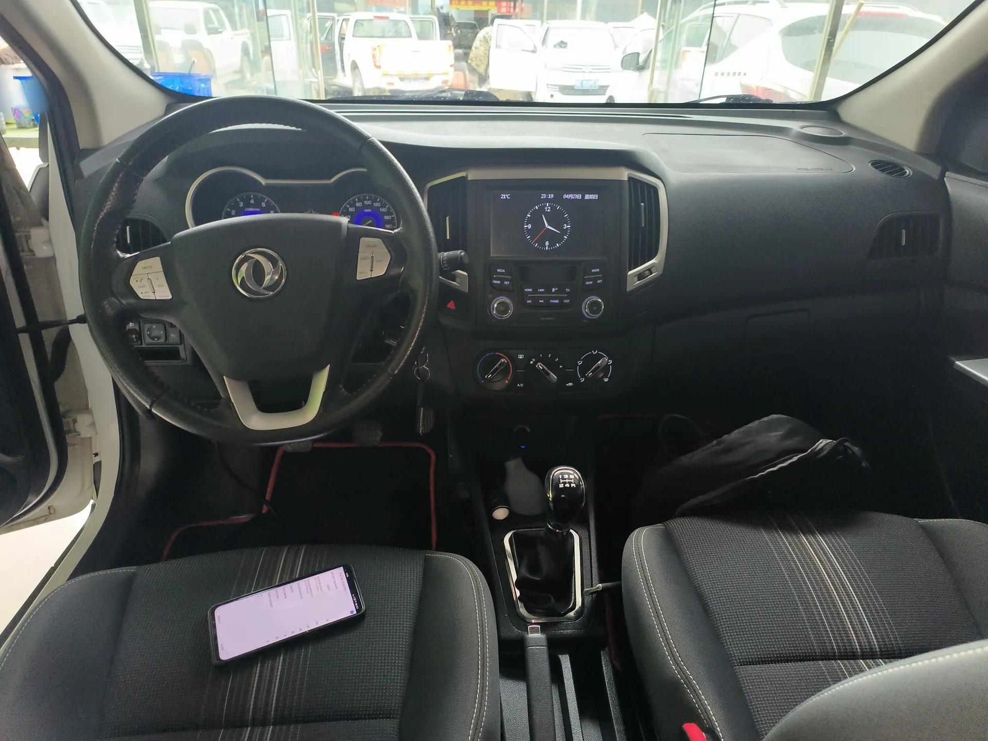 Dongfeng Aeolus AX3 2016 1.5L Manual ZhiKu Model — миниатюра 13