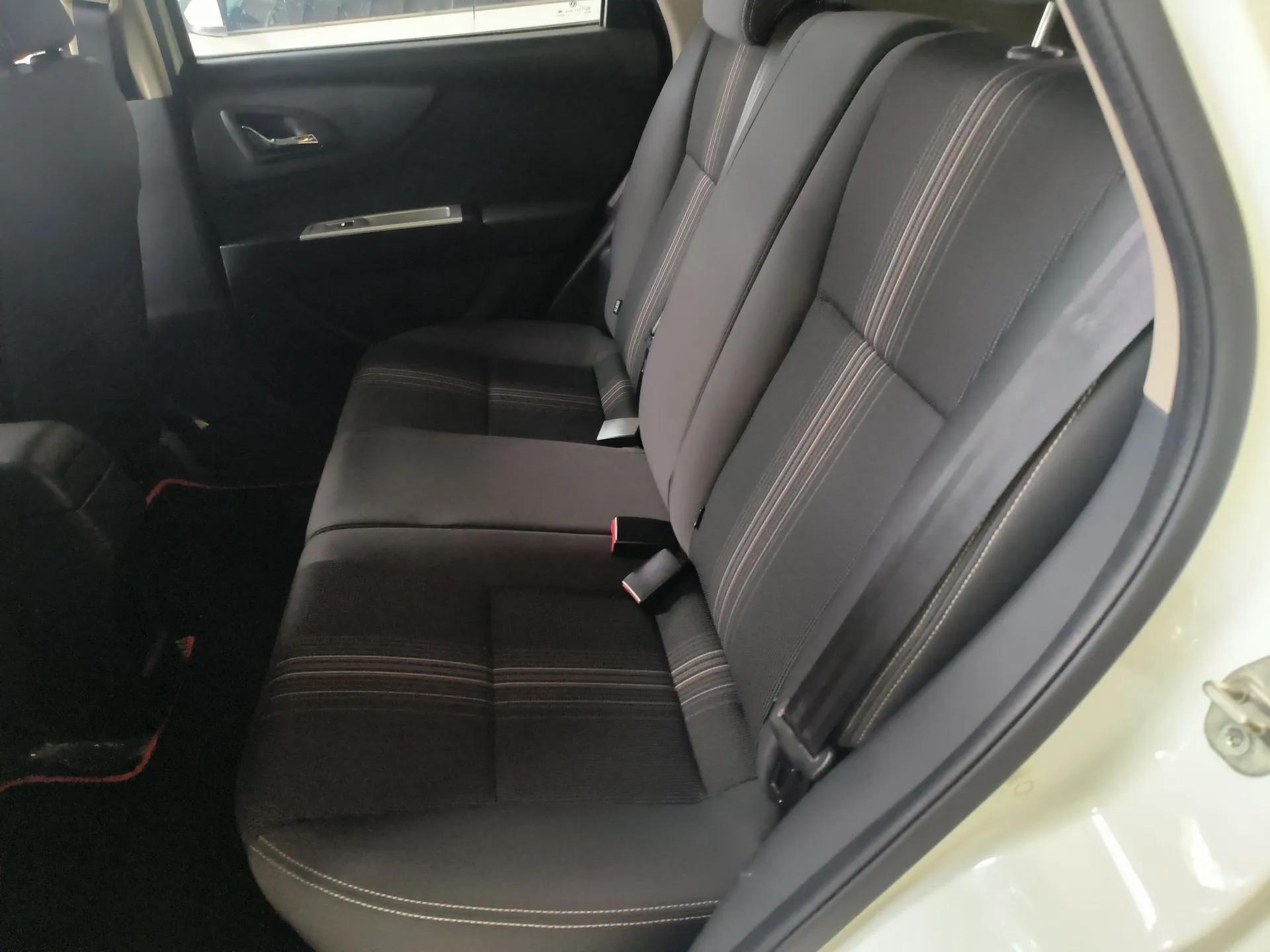 Dongfeng Aeolus AX3 2016 1.5L Manual ZhiKu Model — миниатюра 20