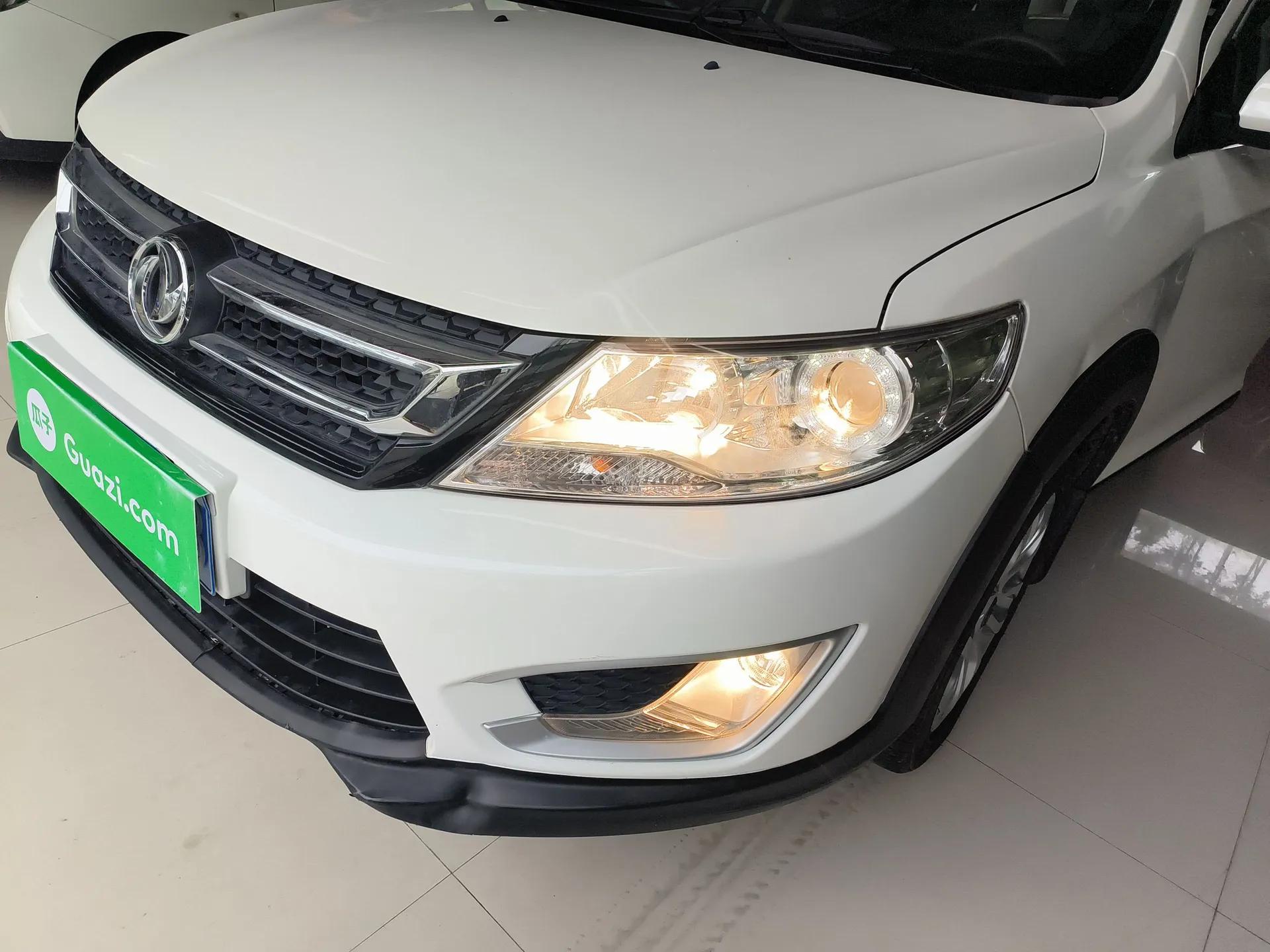 Dongfeng Aeolus AX3 2016 1.5L Manual ZhiKu Model — миниатюра 9