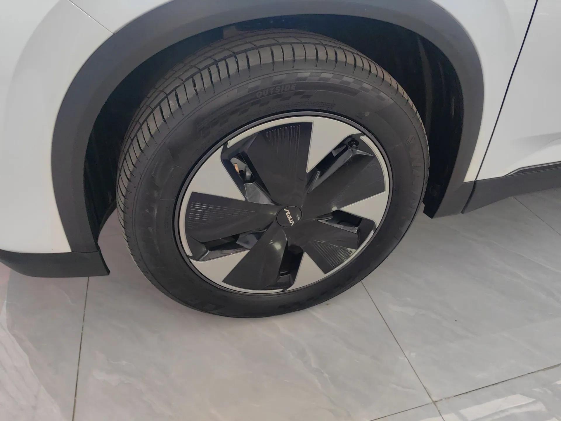 Dongfeng Aeolus L7 New Energy 2024 205 Pro — миниатюра 8