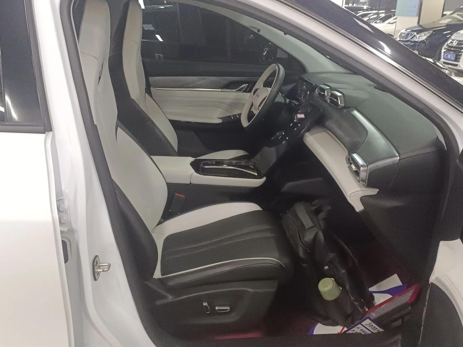 Dongfeng Aeolus Mage 2023 DH-i 1.5T Prestige Edition — миниатюра 23
