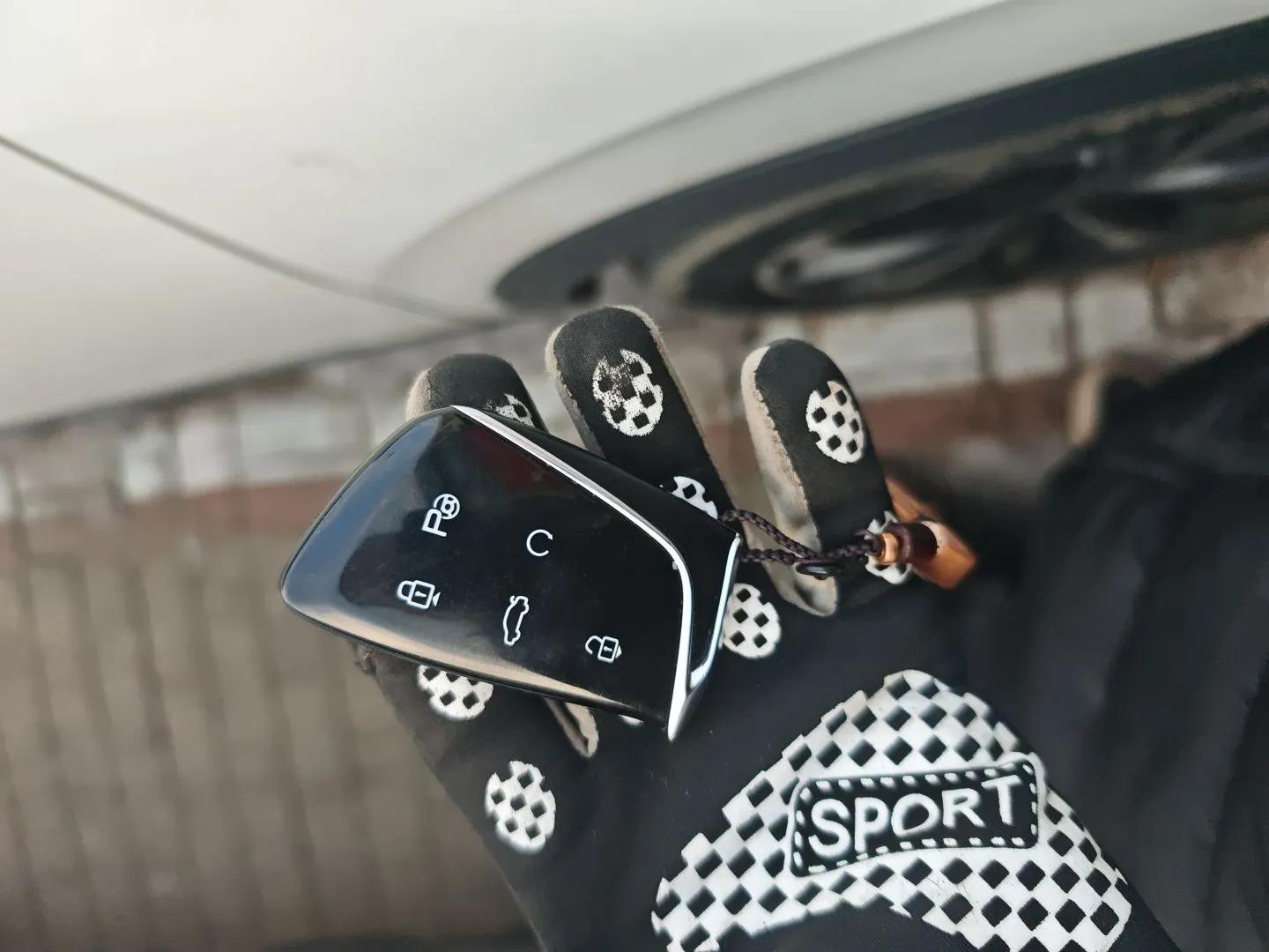 Dongfeng Aeolus Mage 2023 DH-i 1.5T Luxury Edition — миниатюра 15