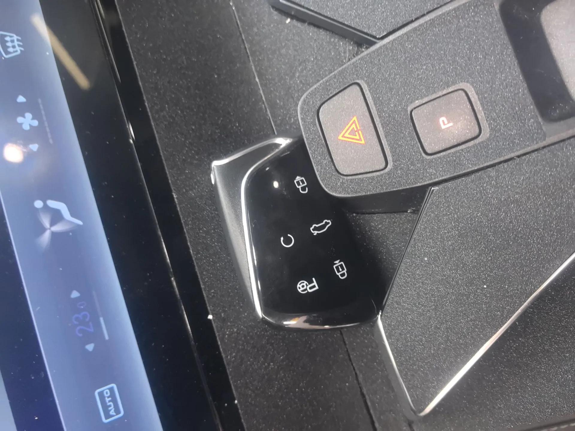 Dongfeng Aeolus Mage 2023 DH-i 1.5T Luxury Edition — миниатюра 22