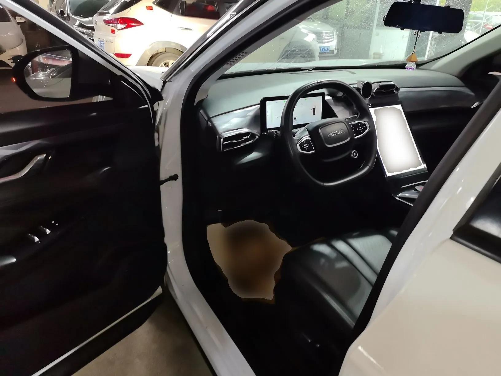 Dongfeng Aeolus Mage 2023 DH-i 1.5T Luxury Edition — миниатюра 19