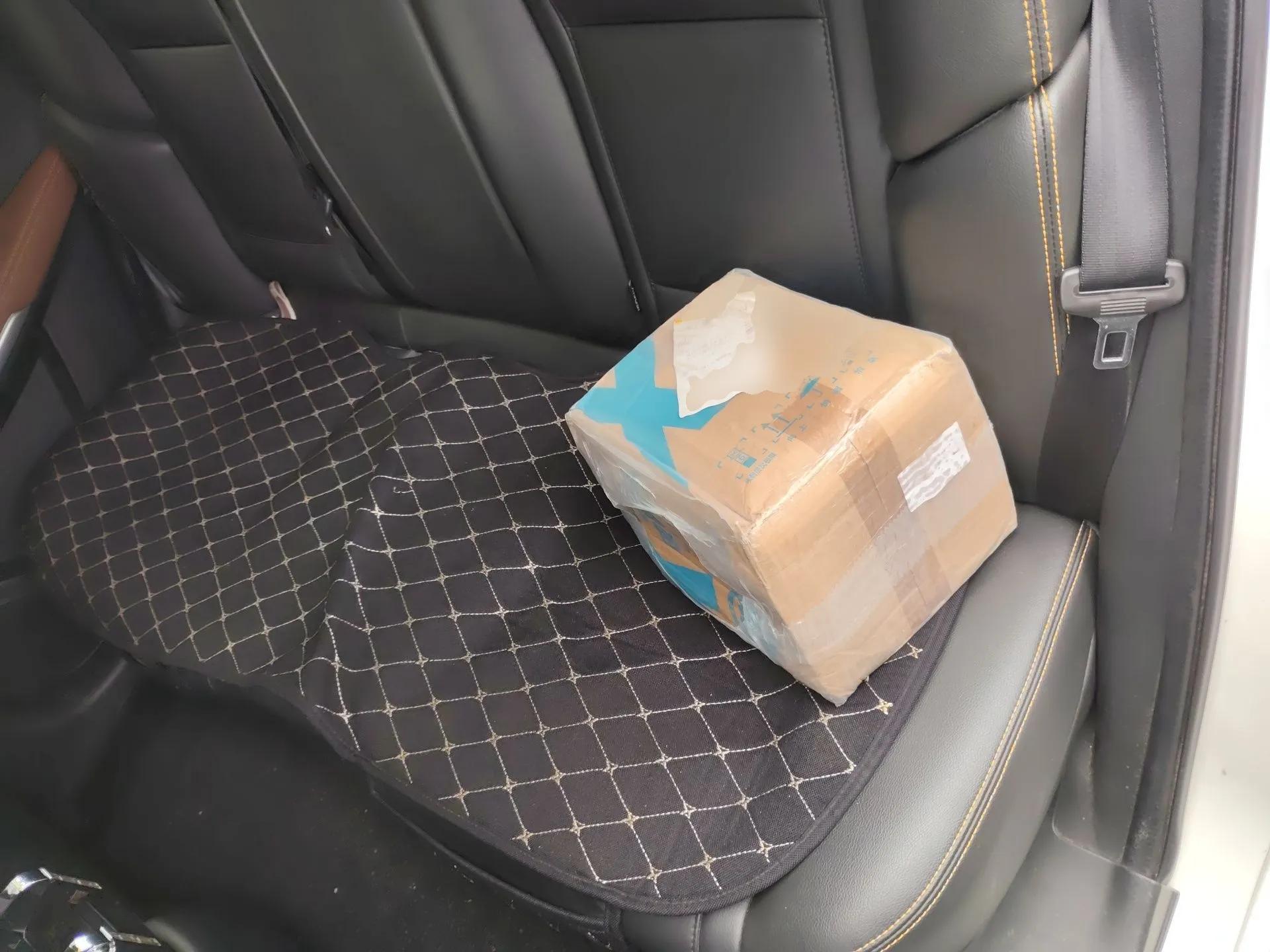 Dongfeng Aeolus AX4 2018 1.6L DCT Trendy & Stylish Model with Sunroof — миниатюра 18