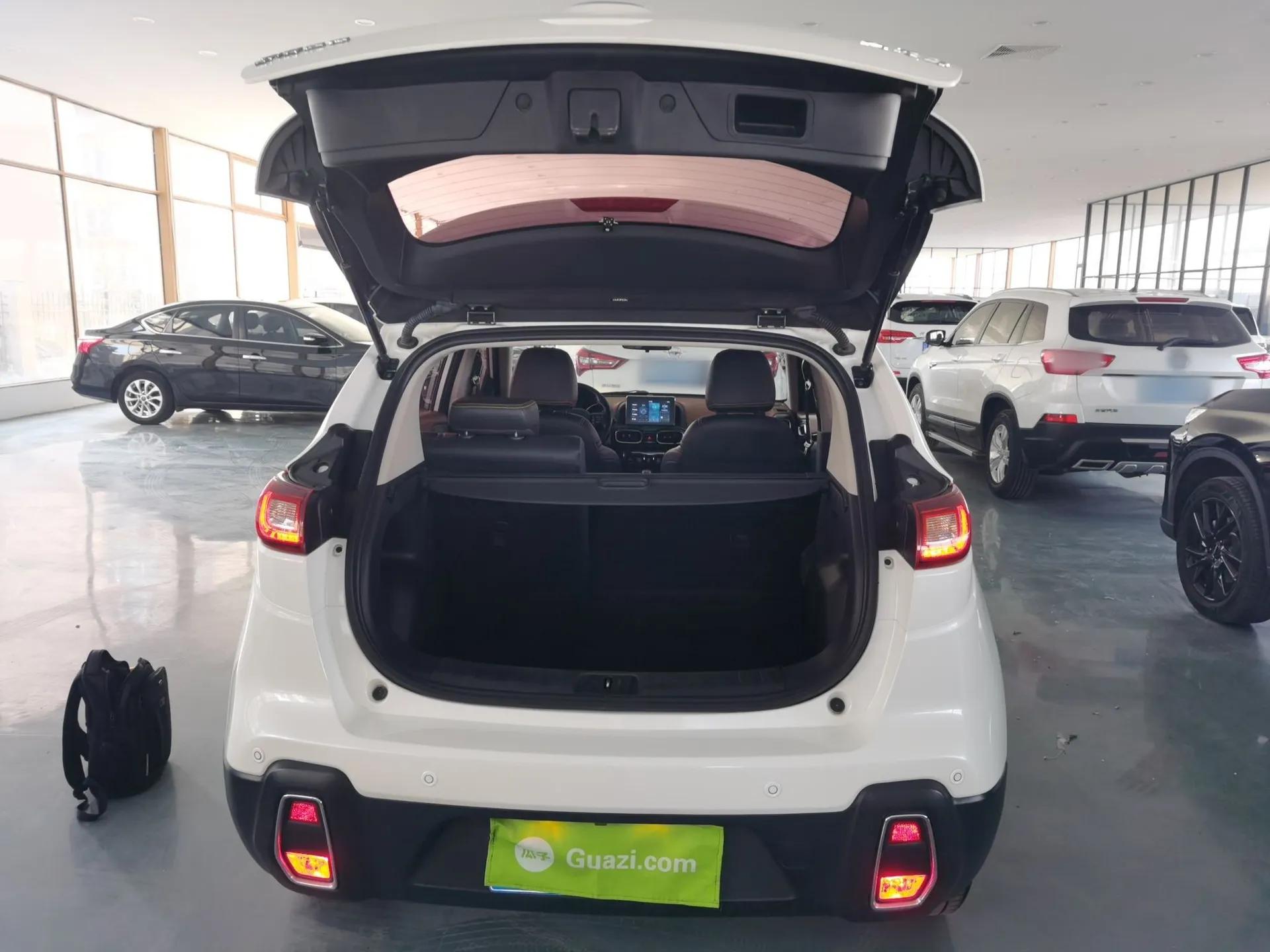 Dongfeng Aeolus AX4 2017 1.6L Manual ChaoShang Model — миниатюра 22