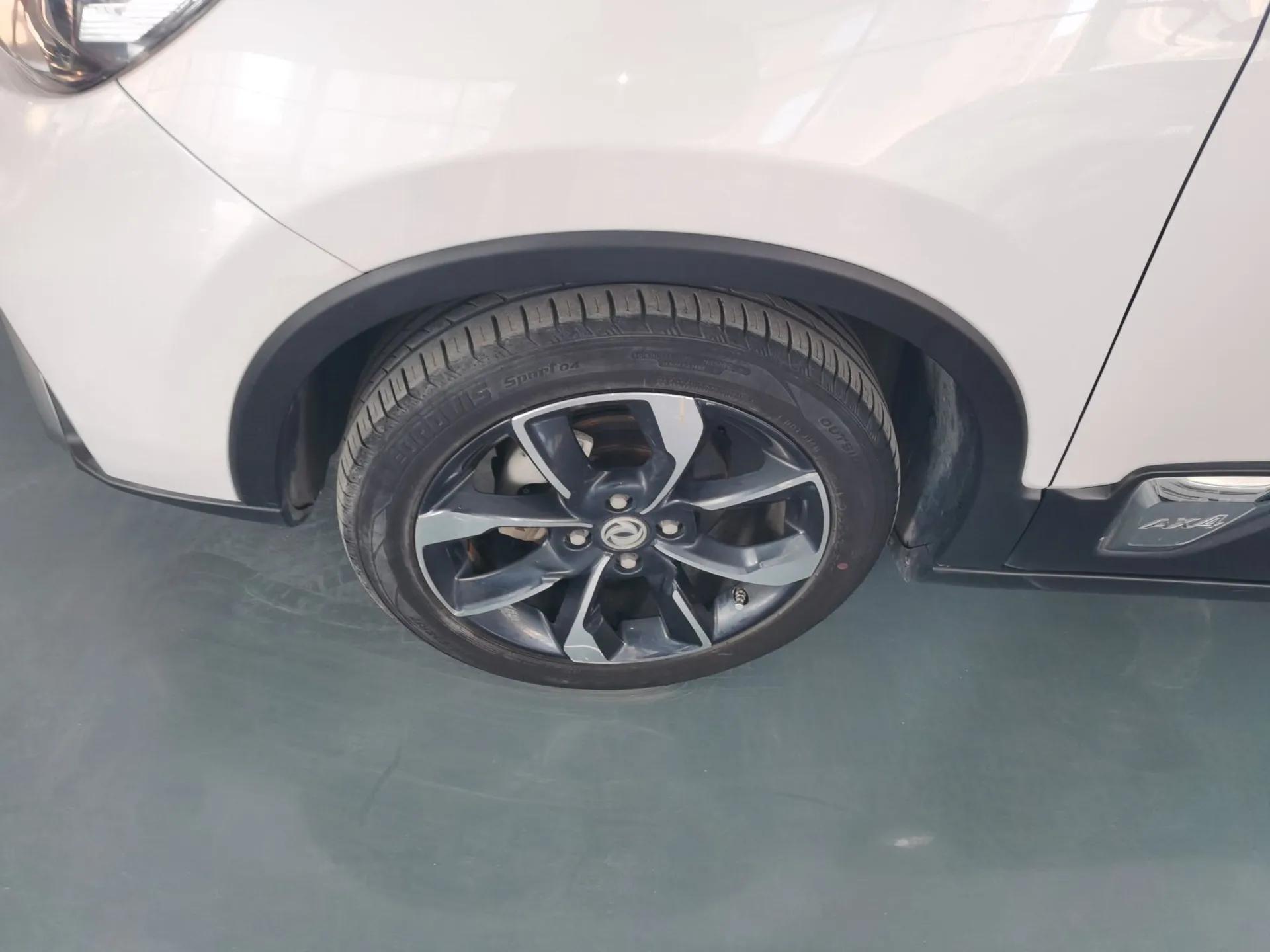 Dongfeng Aeolus AX4 2017 1.6L Manual ChaoShang Model — миниатюра 8