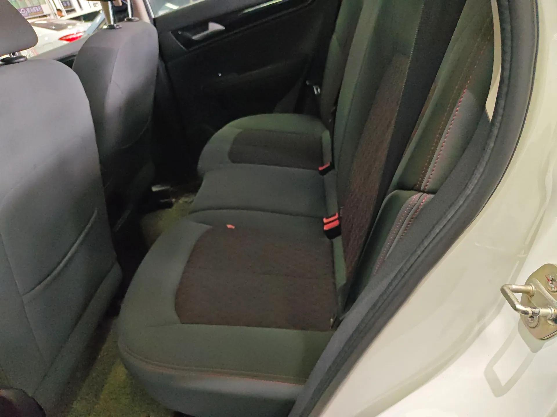 Dongfeng Aeolus AX5 2017 1.4T Automatic Qushang Model — миниатюра 16