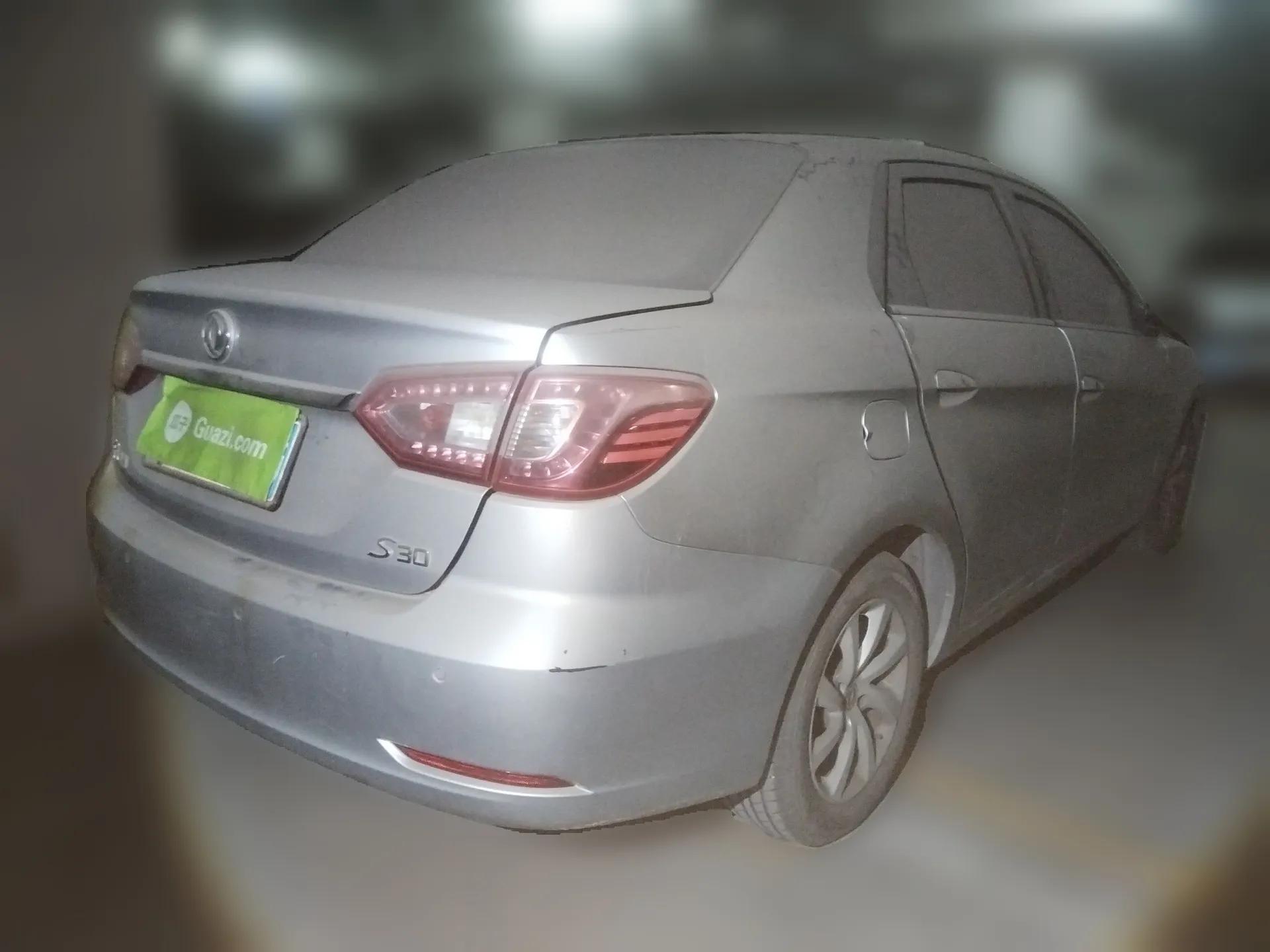 Dongfeng Aeolus S30 2013 1.6L Manual Zunya Model — миниатюра 6