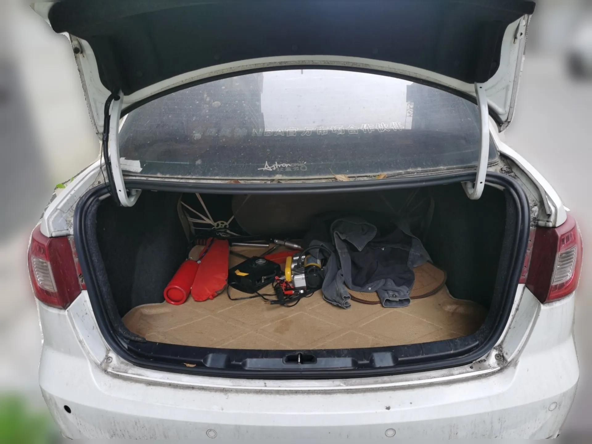 Dongfeng Aeolus S30 2013 1.5L Automatic Zunya Model — миниатюра 20