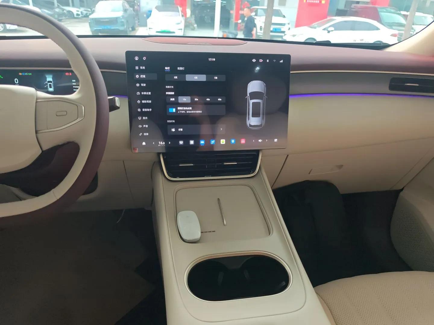Dongfeng Aeolus L8 2025 Model 185KM Dream Edition — миниатюра 15
