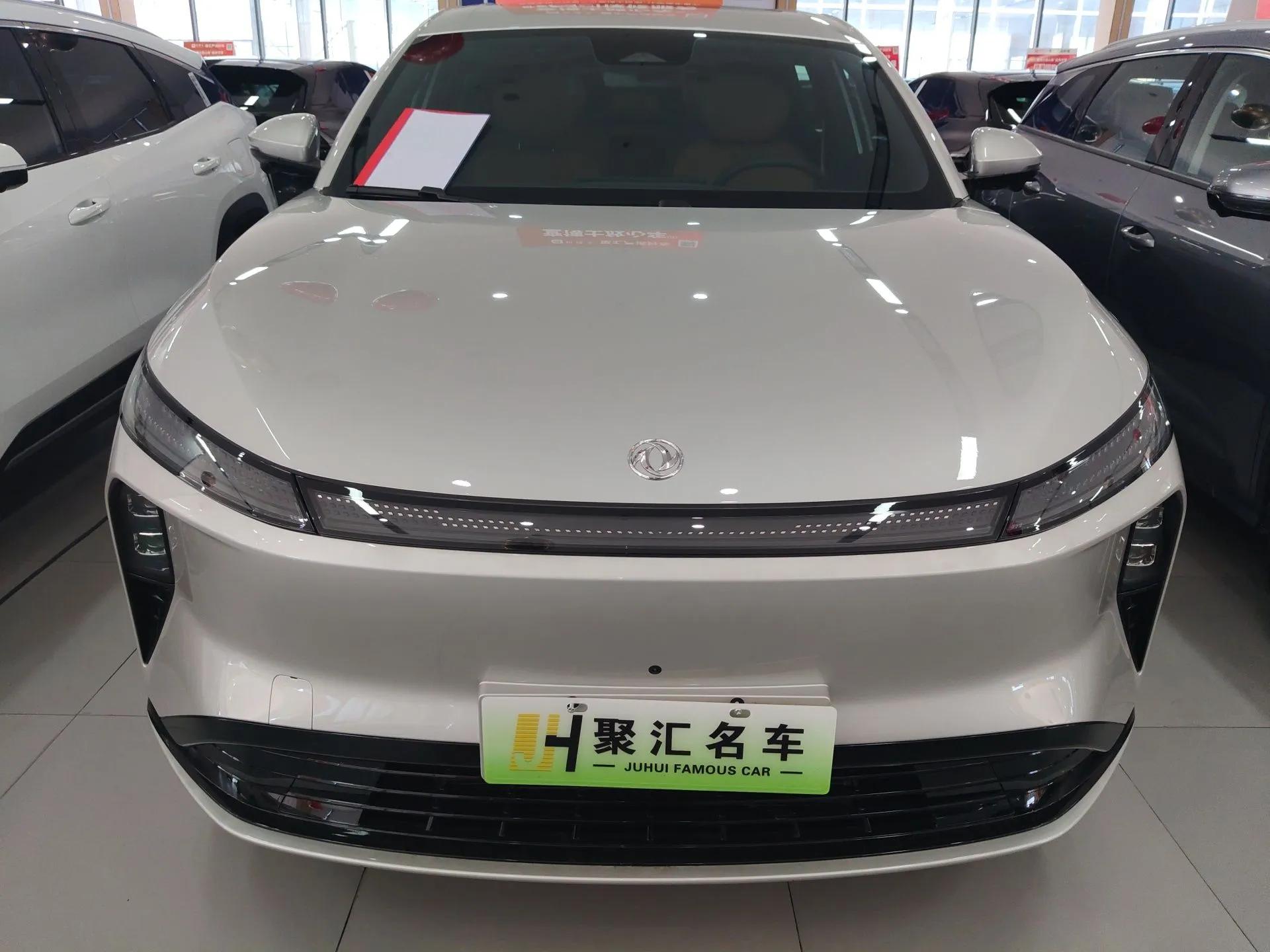 Dongfeng Aeolus L8 2025 Model 185KM Ideal Edition — миниатюра 2