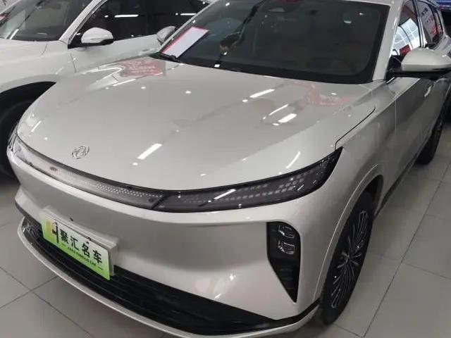Dongfeng Aeolus L8 2025 Model 185KM Ideal Edition