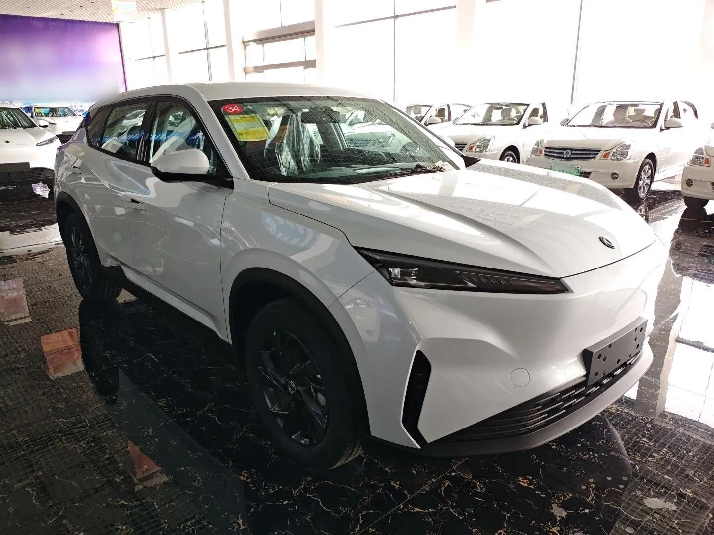 Dongfeng Aeolus SKY EV01 2025 530 km AIR Elite Edition — миниатюра 3