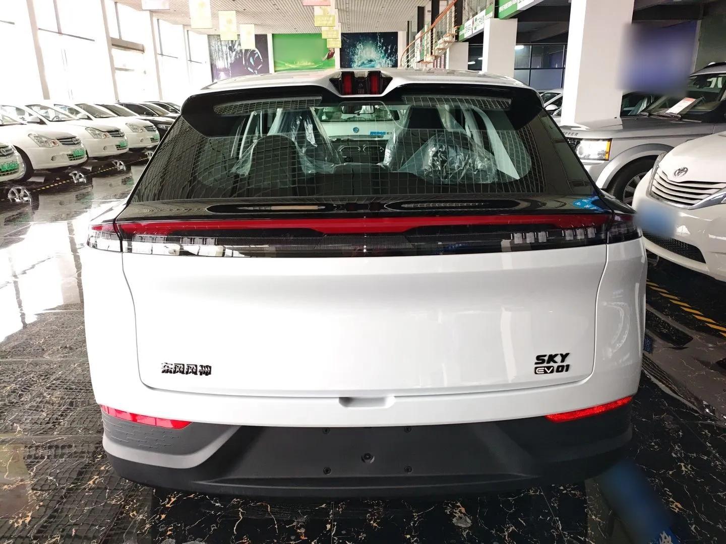Dongfeng Aeolus SKY EV01 2025 530 km AIR Elite Edition — миниатюра 5