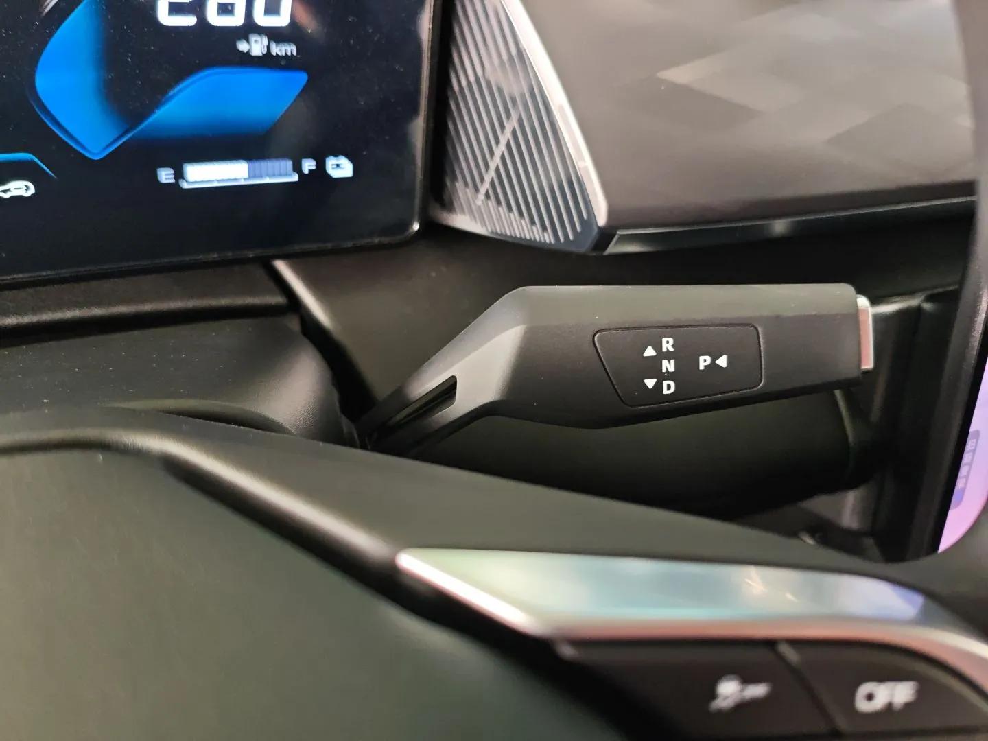 Dongfeng Aeolus SKY EV01 2025 530 km AIR Elite Edition — миниатюра 17