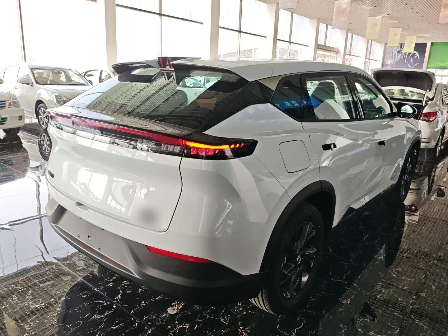 Dongfeng Aeolus SKY EV01 2025 530 km AIR Elite Edition — миниатюра 6