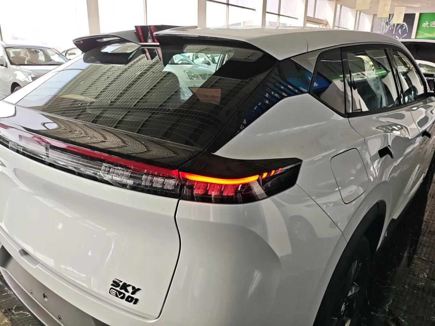 Dongfeng Aeolus SKY EV01 2025 530 km AIR Elite Edition — миниатюра 7